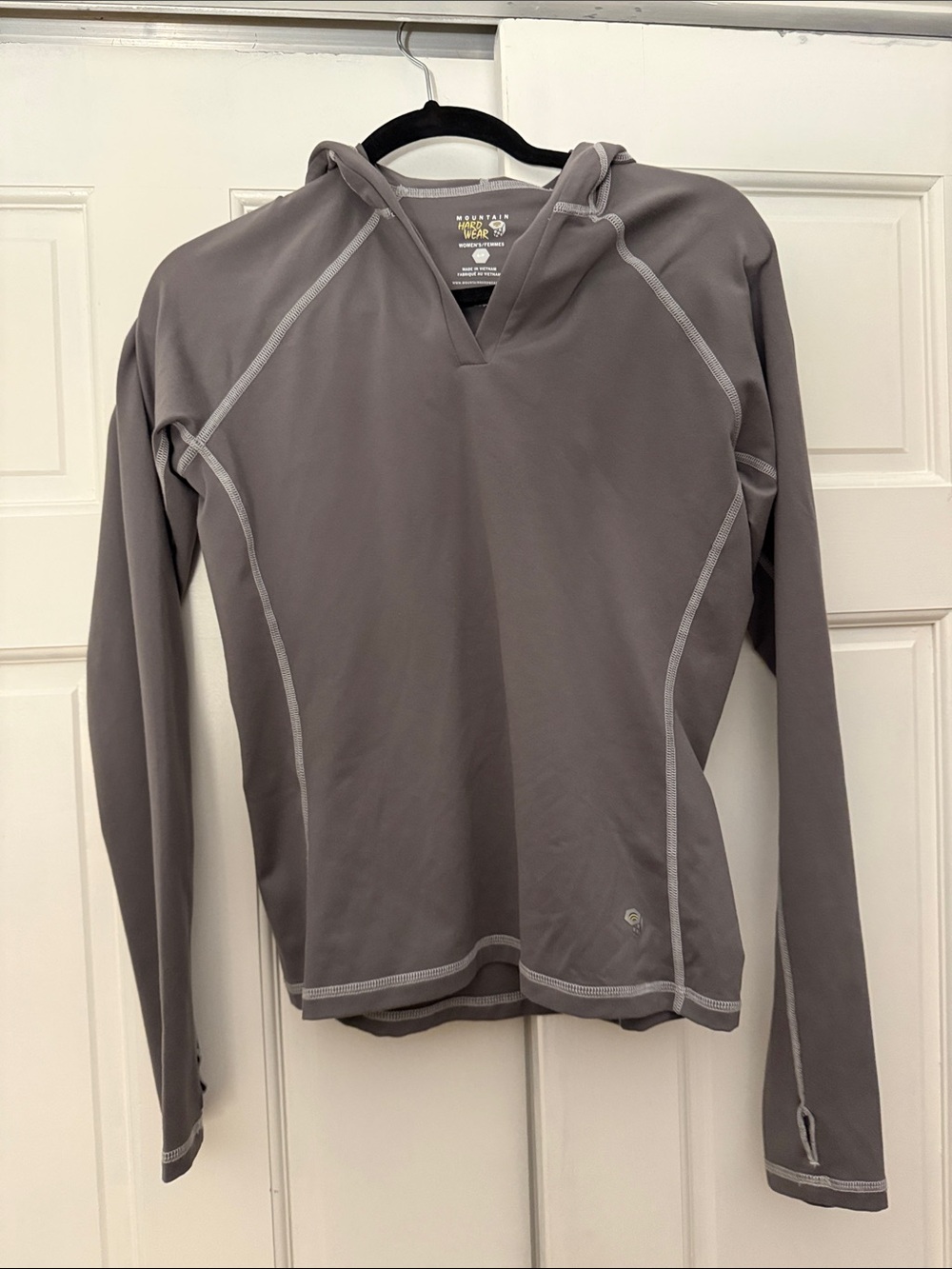 Mountain Hardwear Women’s  Gray Hooded Base Layer